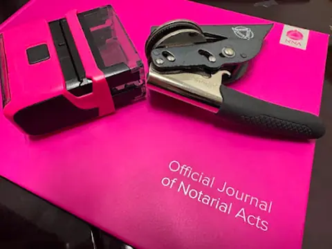 Marilisa Lameira | Wedding Oficiant | Mobile Notary Public